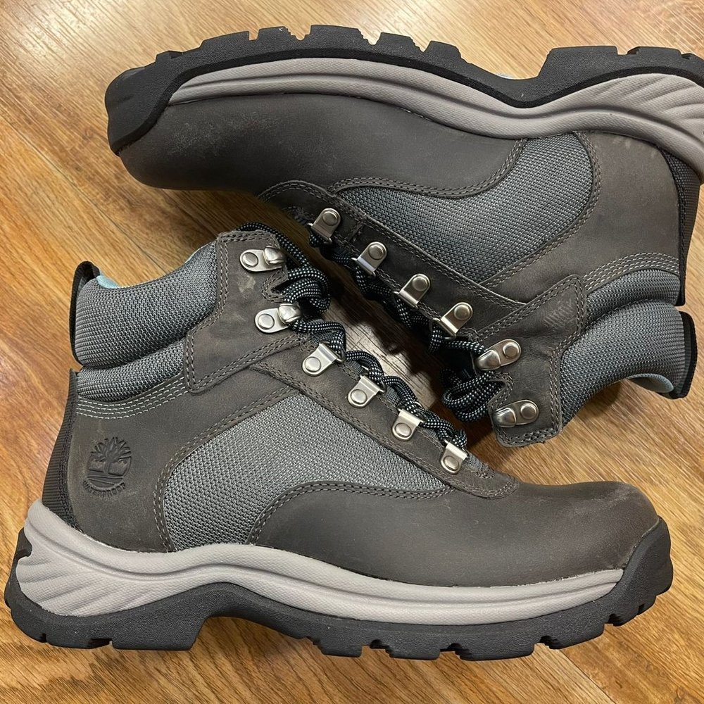 Timberland Women's White Ledge Mid Ankle Hiking Boot Md Grey Full Grain A42KW